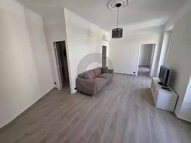 Appartement location à Nice, Menton