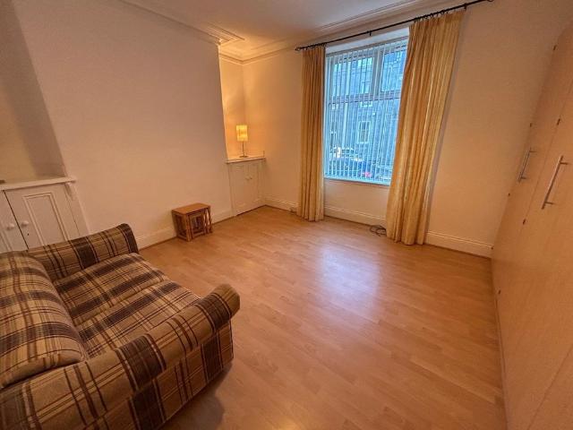 Apartment for rent in Ballindoch, Scotland