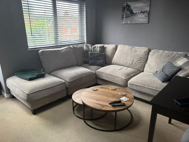 House for rent in Petersfield, Bolton Low Houses