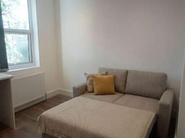 Studio for rent in London Borough of Ealing, Greater London