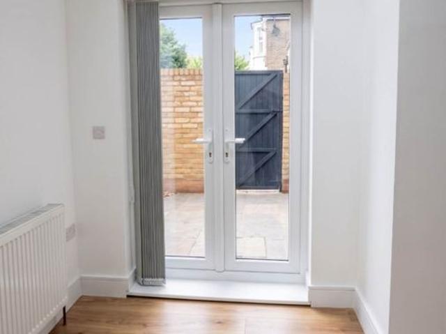 Studio for rent in London Borough of Ealing, Greater London