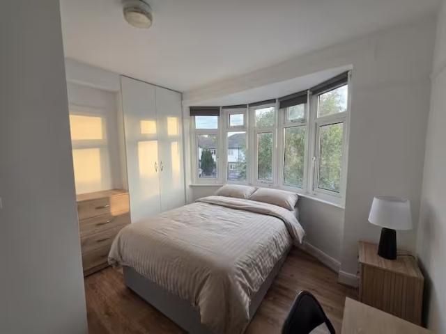Room for rent in London Borough of Merton, Greater London