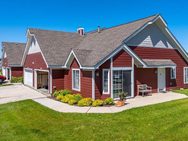 Apartment for rent in Mequon, Wisconsin