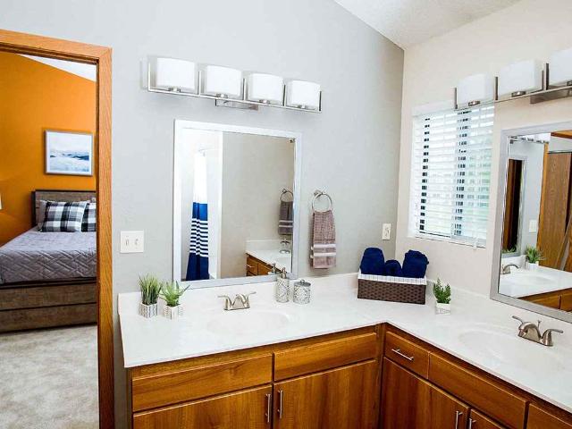 Apartment for rent in Mequon, Wisconsin