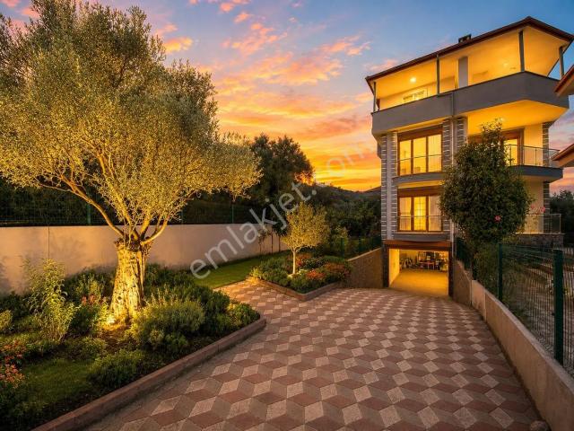 Edremit, Balikesir içerisinde satılık Villa