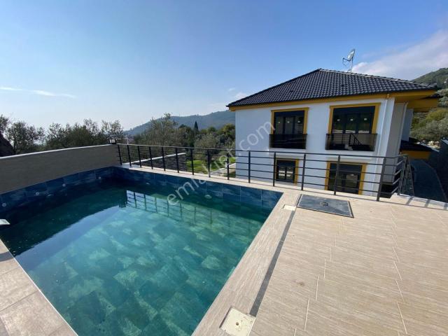 Edremit, Balikesir içerisinde satılık Villa