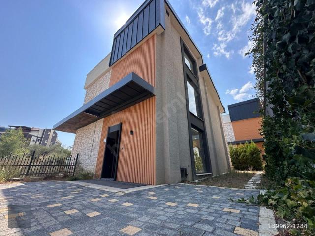 Güre, Edremit içerisinde satılık Villa