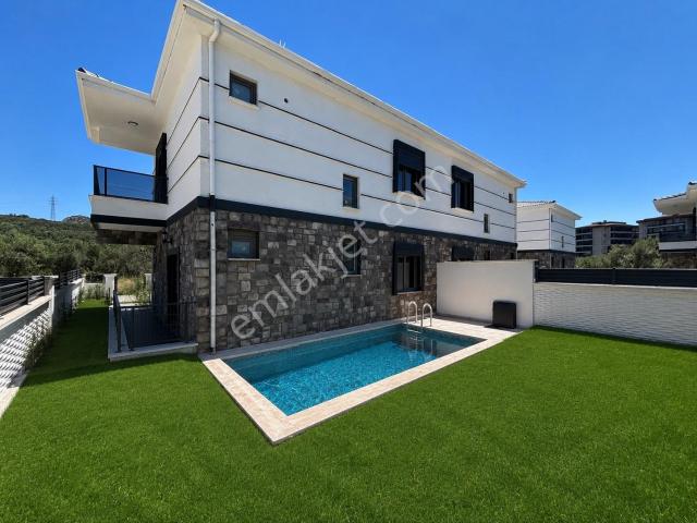 Ege Evleri, Edremit içerisinde satılık Villa