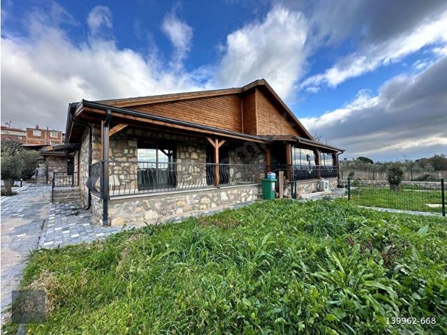 Edremit, Balikesir içerisinde satılık Villa