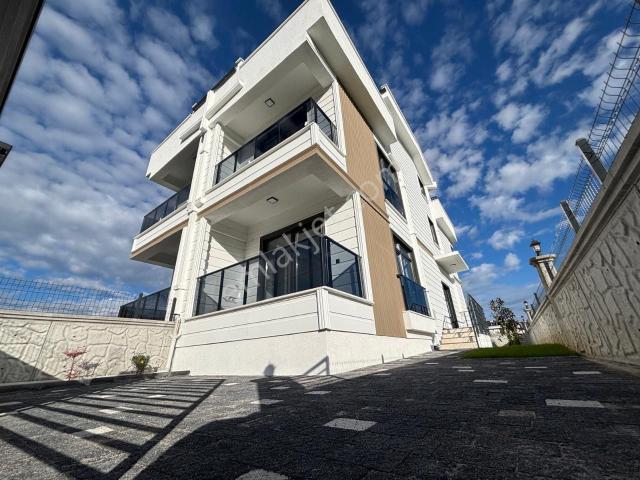 Zeytinli, Edremit içerisinde satılık Villa