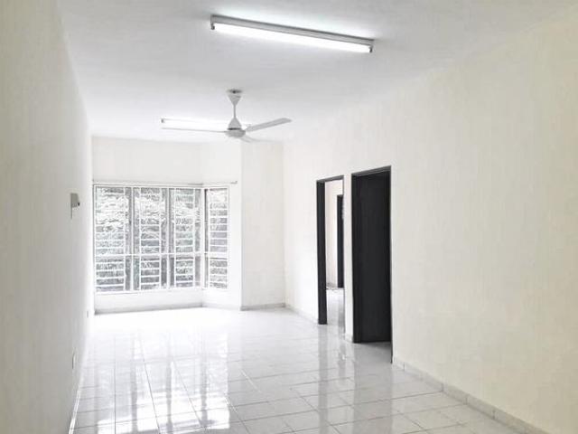 Apartment for sale in Petaling, Subang Jaya