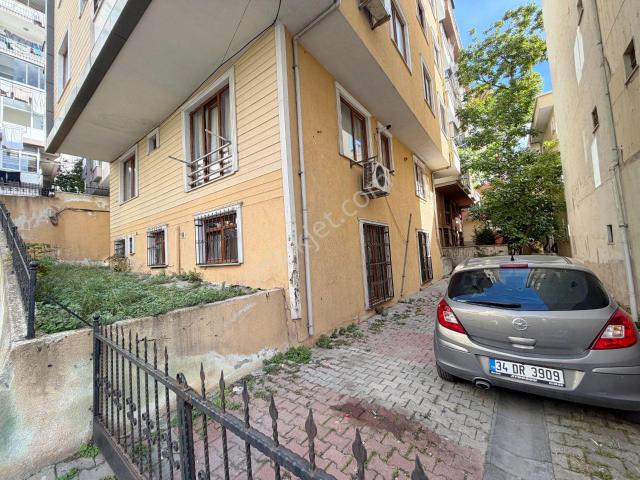 Yeni Mahalle Mahallesi, Küçükçekmece içerisinde satılık mülk