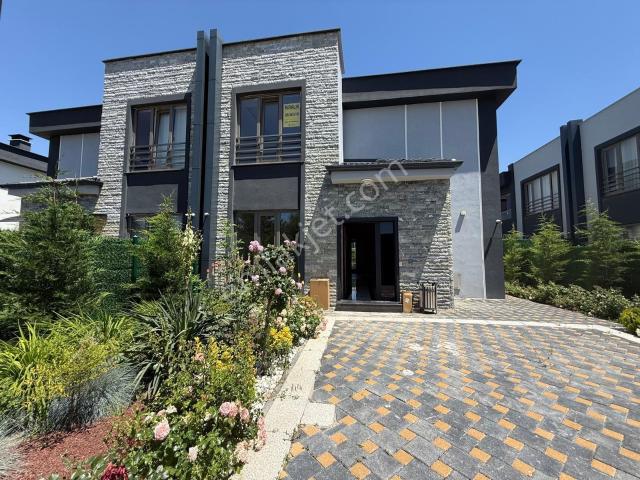 Meram, Konya içerisinde kiralık Villa