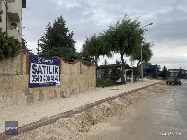 Yaka Mahallesi, Meram içerisinde satılık Dükkan