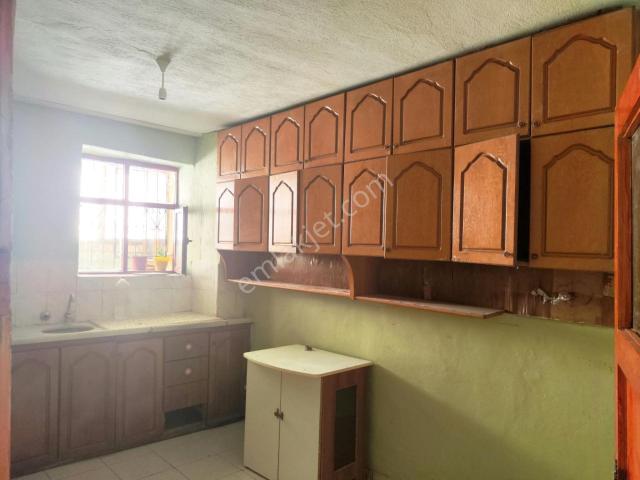 Yaka Mahallesi, Meram içerisinde kiralık mülk