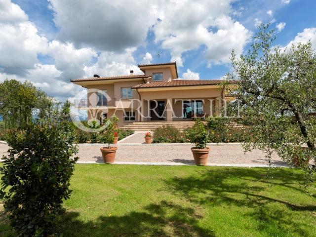 Casa in vendita a Foiano Della Chiana, Toscana