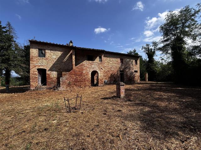 Casa in vendita a Pontedera, Toscana
