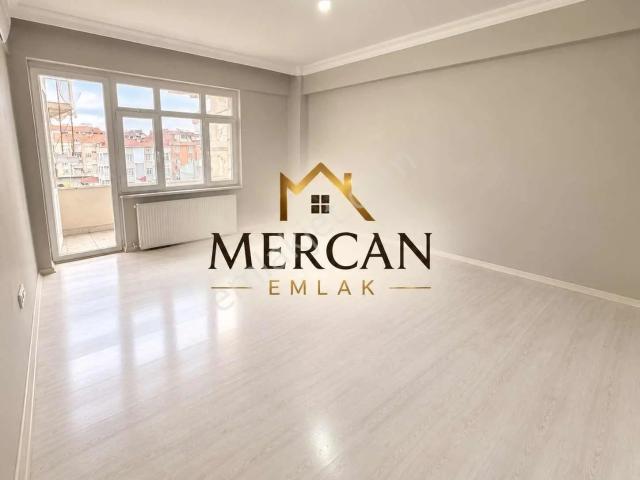 75. Yıl Mahallesi, Sultangazi içerisinde satılık mülk