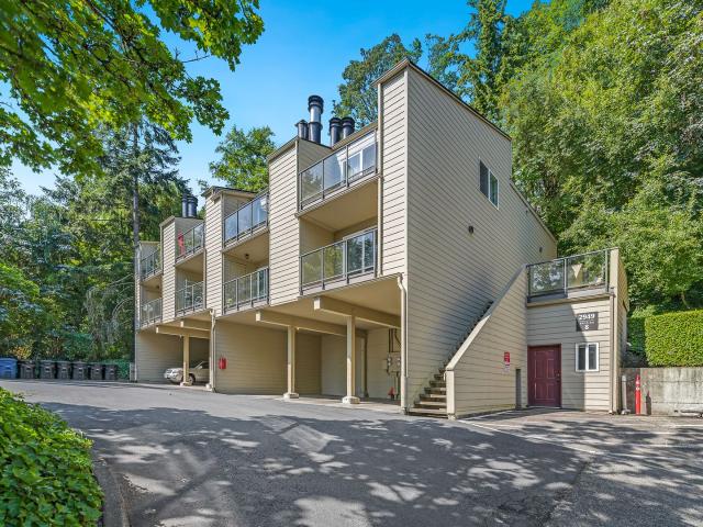 Apartment for rent in Mercer Island, Washington