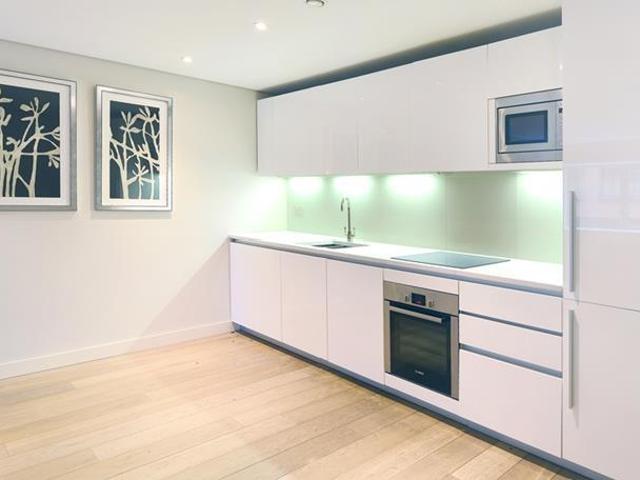 Apartment for rent in Paddington, Greater London