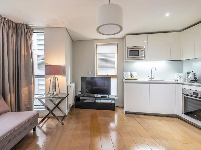 Apartment for rent in Paddington, Greater London