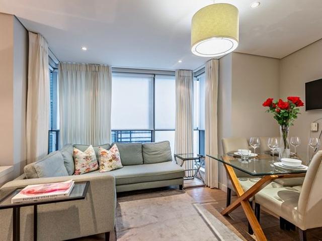 Apartment for rent in Paddington, Greater London