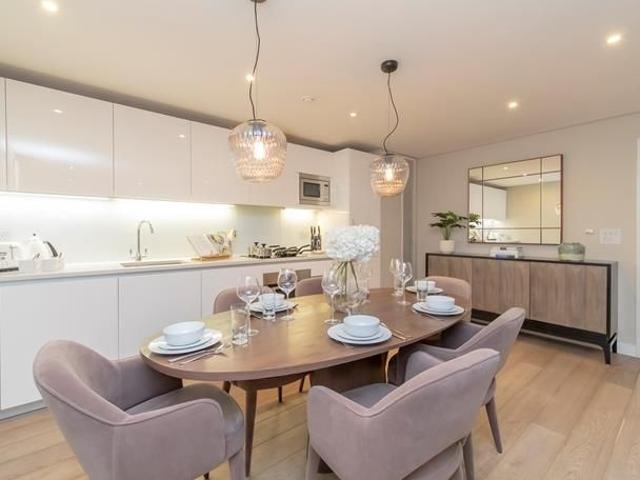 Apartment for rent in Paddington, Greater London