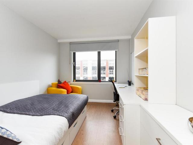 House for rent in Calton, Scotland