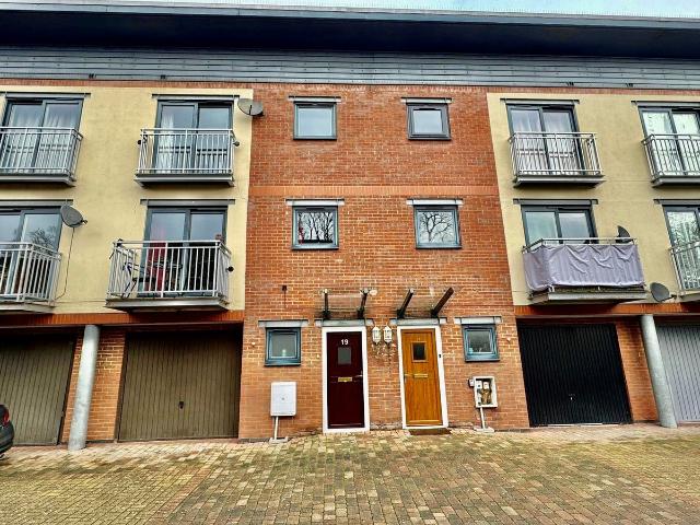 House for rent in Cauldwell, Bedford