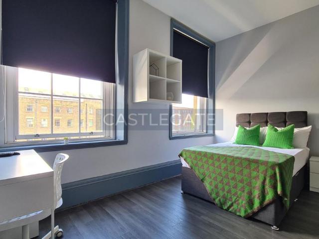 Room for rent in Highfields, Huddersfield