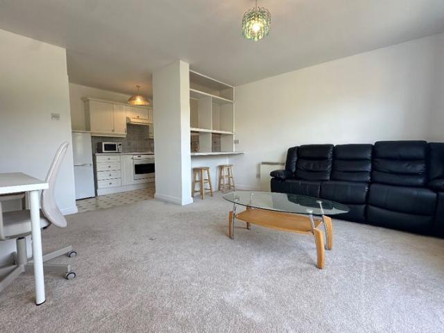 Apartment for rent in Queen's Park, Blackburn