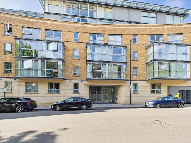 Apartment for rent in Hotwells, Feckenham