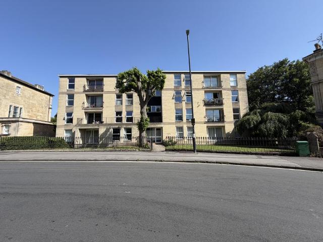 Apartment for rent in Hotwells, Feckenham