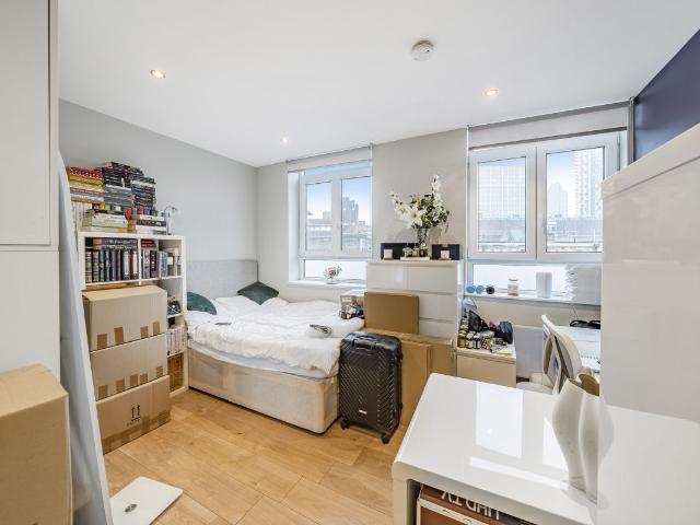 Studio for rent in Mercator Estate, Greater London