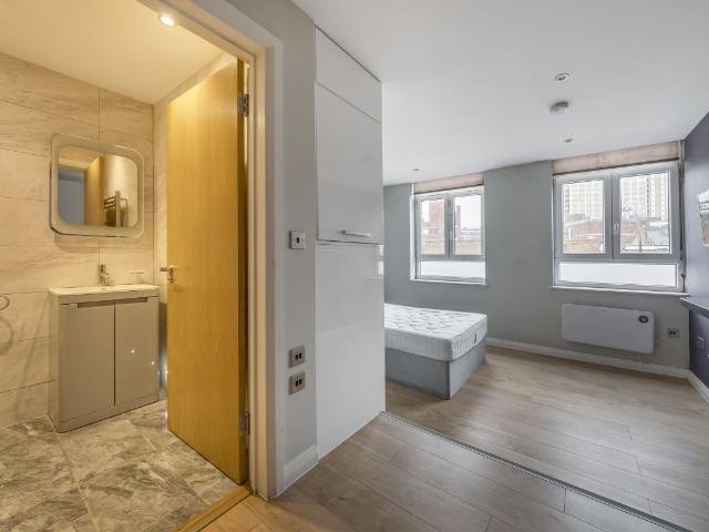 Studio for rent in London Borough of Lewisham, Greater London