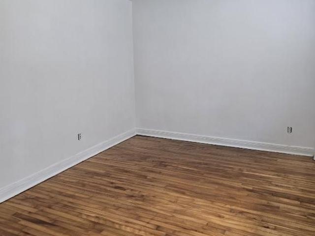 Apartment for rent in St. Leonard's, Quebec