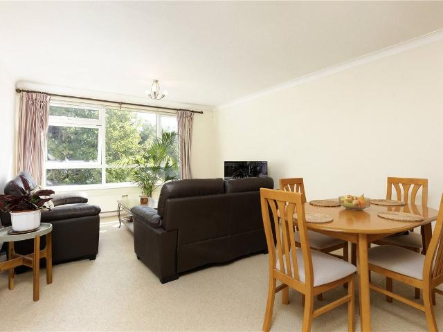 Apartment for rent in Putney, Greater London