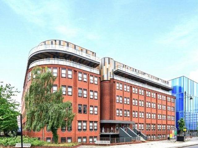Apartment for rent in Rush Green, Greater London