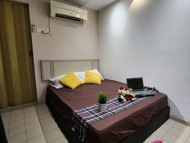 Room for rent in Petaling, Damansara Damai