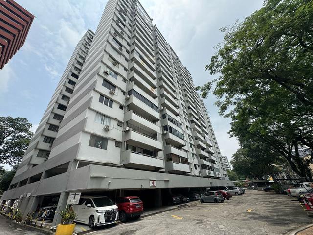 Apartment for sale in Country Heights Damansara, Kuala Lumpur