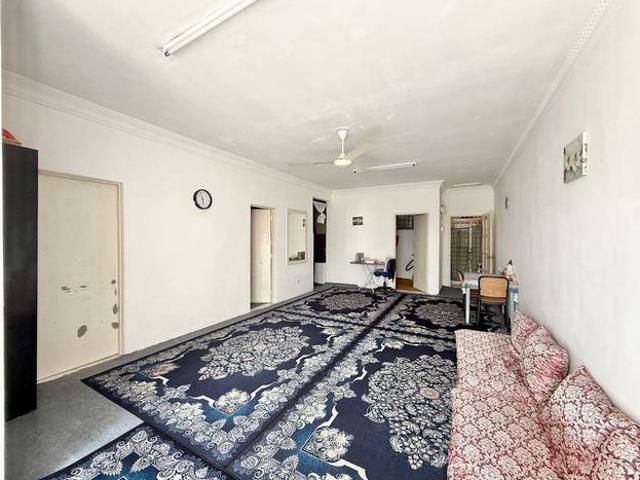 Apartment for sale in Country Heights Damansara, Kuala Lumpur
