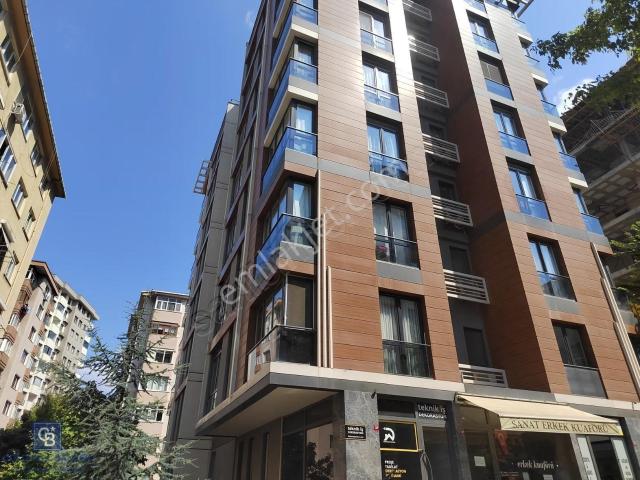 Kadiköy, İstanbul içerisinde kiralık mülk