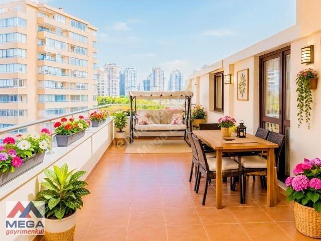 Kadiköy, İstanbul içerisinde satılık mülk
