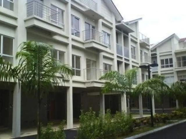Townhouse for rent in PJU 6, Petaling Jaya
