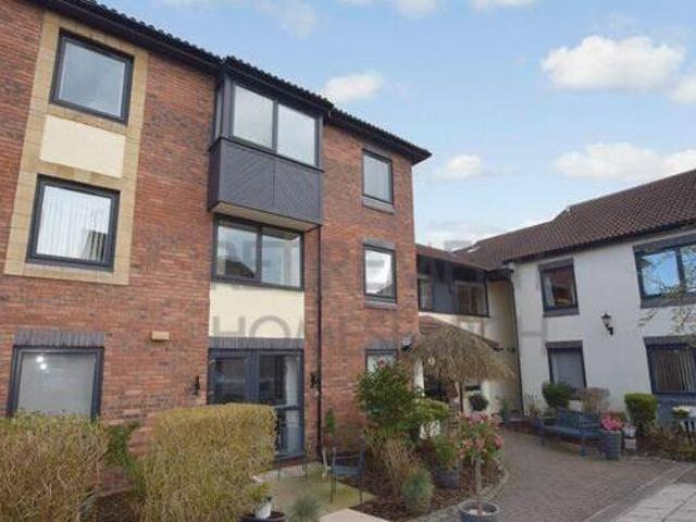 House for sale in Knutsford