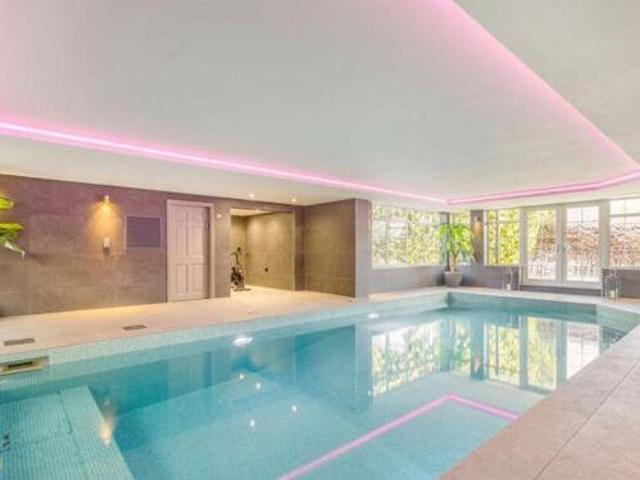 House for sale in Knutsford