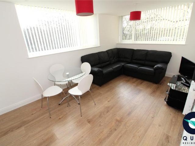 Apartment for rent in Mossley Hill, Liverpool