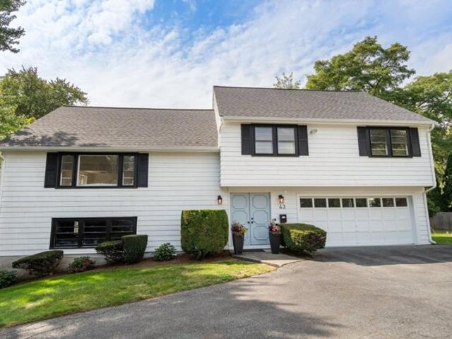 House for sale in Needham Heights, Needham