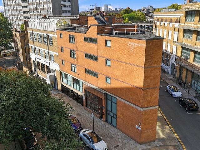 Studio for rent in Angel, Greater London