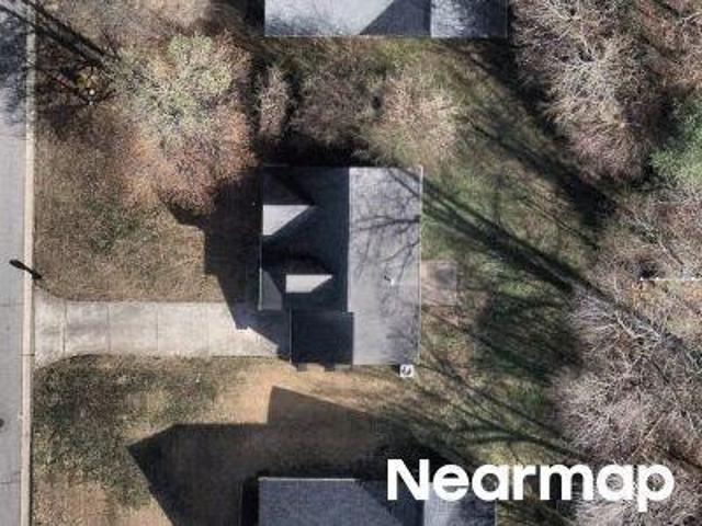 House for sale in Meredith Woods, Winston-Salem